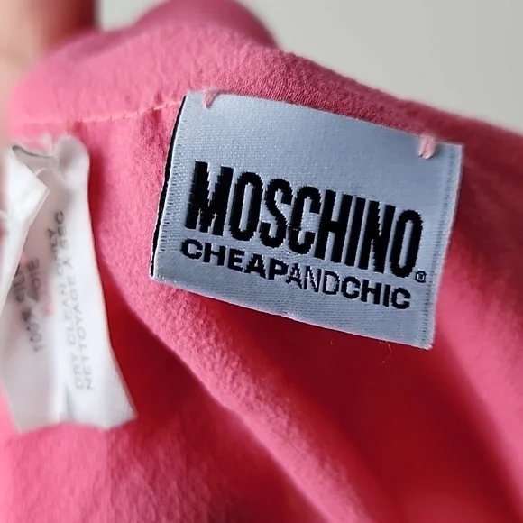 Moschino 100% Silk Two Layer Scalloped Hem Lightweight Scarf - Picture 5 of 8